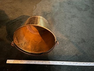 Antique one gallon copper pail, bucket