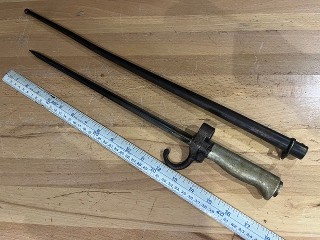 French Lebel with short cruciform blade 13-inches long, 17 5/8-inches long with brass handle French Lebel with short cruciform blade 13-inches long, 17 5/8-inches long with brass handle